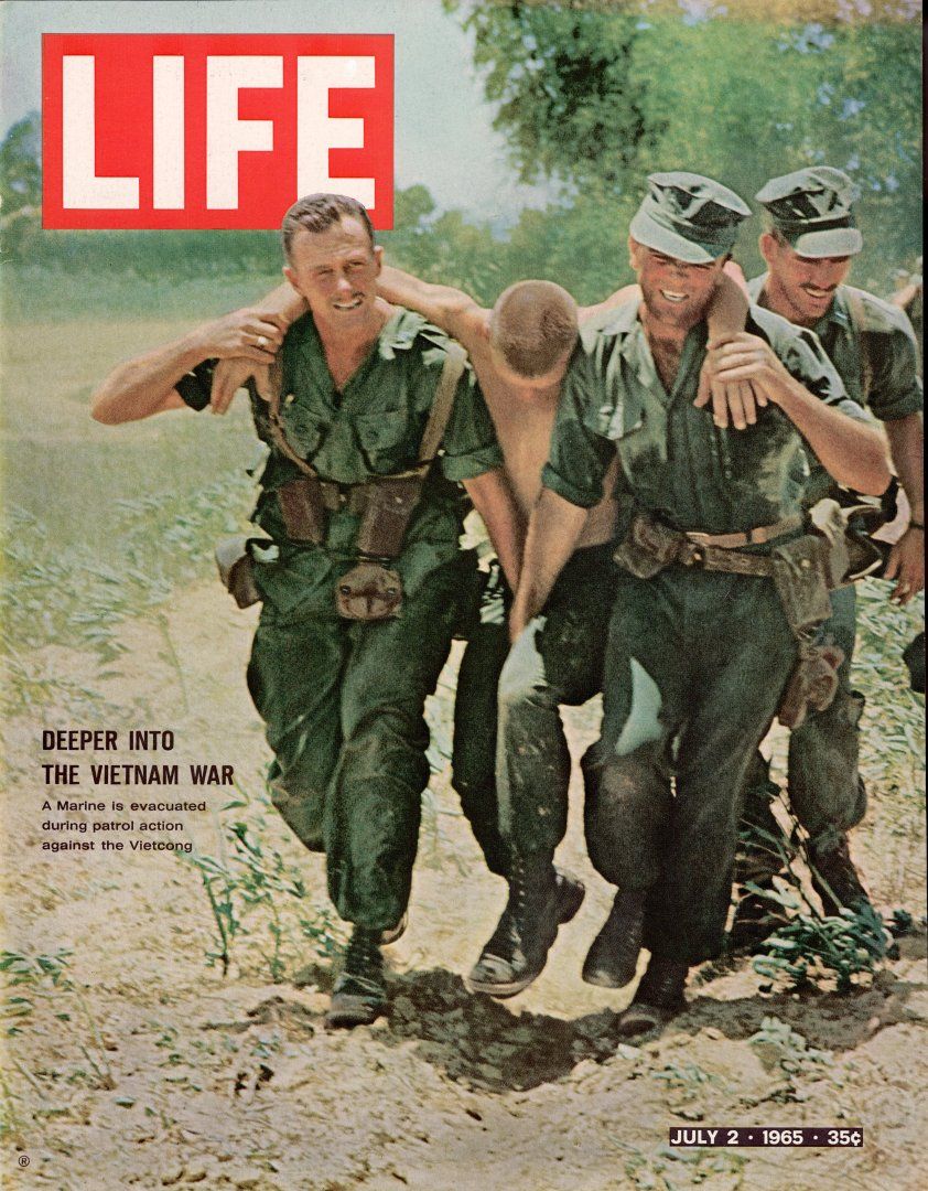 Couverture du magazine Life, spéciale guerre du Vietnam, par Larry Burrows